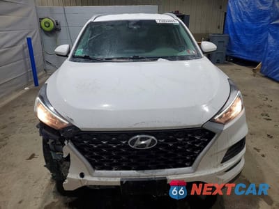 Piąte zdjęcie samochodu w środku: 2019 HYUNDAI TUCSON VIN:KM8J3CA44KU073071 - miniatura
