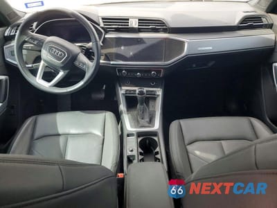 Zdjęcie 8 z 12 samochodu: 2021 AUDI Q3 PREMIUM 40 VIN:WA1AUCF35M1153530 - miniatura