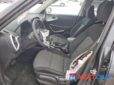 Zdjęcie 7 z 13 samochodu: 2020 KIA SOUL LX VIN:KNDJ23AU9L7715808 - miniatura