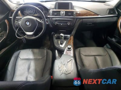 Zdjęcie 8 z 11 samochodu: 2015 BMW 328 XI SULEV VIN:WBA3B5C57FF960737 - miniatura