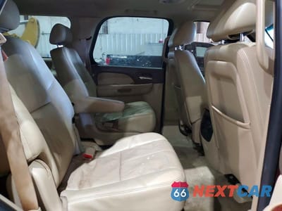 Zdjęcie 11 z 13 samochodu: 2010 CHEVROLET TAHOE K1500 LT VIN:1GNUKBE04AR114118 - miniatura