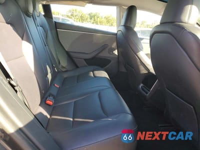 Zdjęcie 10 z 12 samochodu: 2024 TESLA MODEL 3 VIN:5YJ3E1EA7RF732341 - miniatura