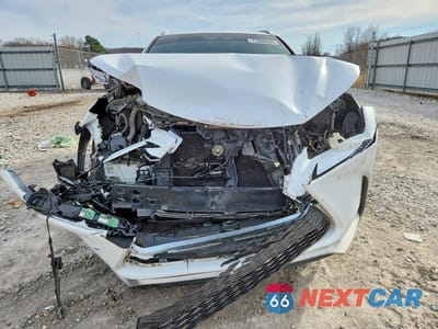 Piąte zdjęcie samochodu w środku: 2017 LEXUS NX 200T F SPORT VIN:JTJYARBZXH2058937 - miniatura