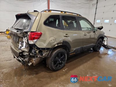 Trzecie zdjęcie samochodu z tyłu: 2024 SUBARU FORESTER WILDERNESS VIN:JF2SKAJC6RH439883 - miniatura