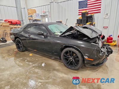 Czwarte zdjęcie samochodu z boku: 2018 DODGE CHALLENGER SXT VIN:2C3CDZAG4JH218798 - miniatura