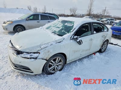 2015 VOLKSWAGEN JETTA BASE 3VW2K7AJ1FM419674 - główne zdjęcie licytacji z USA - miniatura