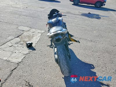 Czwarte zdjęcie samochodu z boku: 2007 HONDA CBR600 RR VIN:JH2PC40027M004171 - miniatura
