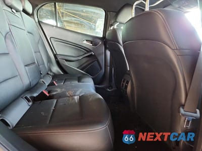 Zdjęcie 10 z 12 samochodu: 2020 MERCEDES-BENZ GLA 250 VIN:W1NTG4EBXLU029361 - miniatura