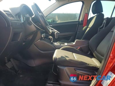 Zdjęcie 7 z 13 samochodu: 2016 MAZDA CX-5 SPORT VIN:JM3KE2BY5G0642580 - miniatura