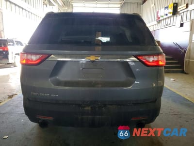 Zdjęcie 6 z 11 samochodu: 2018 CHEVROLET TRAVERSE LS VIN:1GNEVFKW9JJ143964 - miniatura