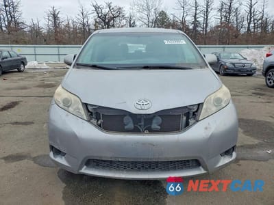 Piąte zdjęcie samochodu w środku: 2017 TOYOTA SIENNA LE VIN:5TDKZ3DC9HS802947 - miniatura