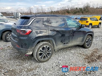 Trzecie zdjęcie samochodu z tyłu: 2023 JEEP COMPASS LIMITED VIN:3C4NJDCN2PT559225 - miniatura