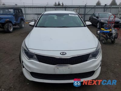 Piąte zdjęcie samochodu w środku: 2018 KIA OPTIMA LX VIN:5XXGT4L34JG254037 - miniatura