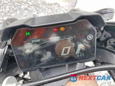Zdjęcie 7 z 9 samochodu: 2023 YAMAHA YZFR7 VIN:JYARM38E5PA006972 - miniatura