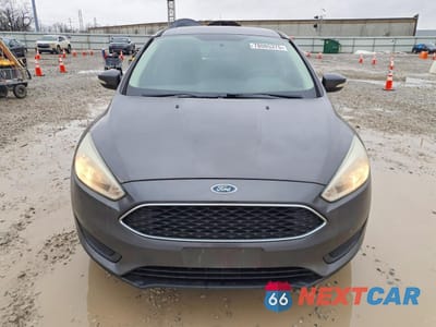 Piąte zdjęcie samochodu w środku: 2015 FORD FOCUS SE VIN:1FADP3K21FL245383 - miniatura