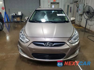 Piąte zdjęcie samochodu w środku: 2012 HYUNDAI ACCENT GLS VIN:KMHCU4AE3CU240347 - miniatura