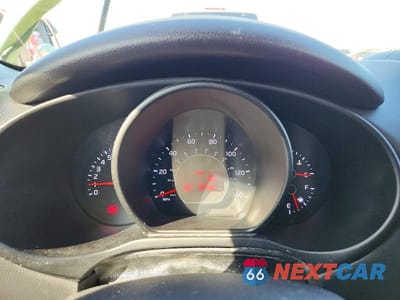 Zdjęcie 9 z 12 samochodu: 2017 KIA SOUL BASE VIN:KNDJN2A2XH7881567 - miniatura