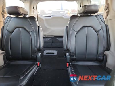 Zdjęcie 10 z 12 samochodu: 2023 CHRYSLER PACIFICA TOURING L VIN:2C4RC1BG3PR505609 - miniatura