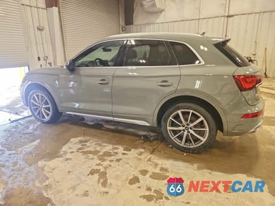 Drugie zdjęcie samochodu z przodu: 2021 AUDI SQ5 PREMIUM VIN:WA1A4AFY8M2046823 - miniatura