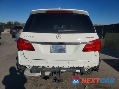 Zdjęcie 6 z 13 samochodu: 2015 MERCEDES-BENZ GL 350 BLUETEC VIN:4JGDF2EE8FA531297 - miniatura