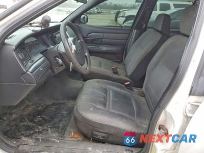 Zdjęcie 7 z 14 samochodu: 2006 FORD CROWN VICTORIA POLICE INTERCEPTOR VIN:2FAHP71W96X154667 - miniatura