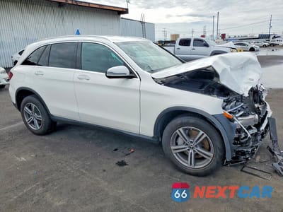 Czwarte zdjęcie samochodu z boku: 2022 MERCEDES-BENZ GLC 300 VIN:W1N0G8DB6NV361483 - miniatura