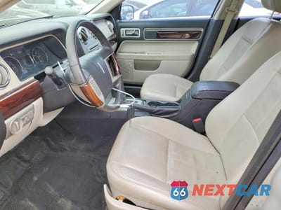 Zdjęcie 7 z 13 samochodu: 2008 LINCOLN MKZ VIN:3LNHM26T78R651265 - miniatura