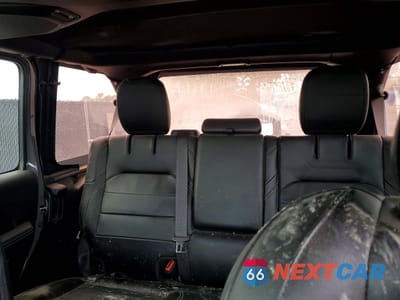 Zdjęcie 10 z 14 samochodu: 2022 JEEP WRANGLER UNLIMITED SAHARA 4XE VIN:1C4JJXP67NW278578 - miniatura