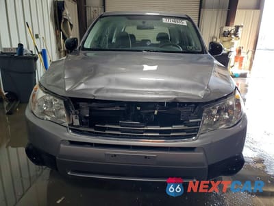 Piąte zdjęcie samochodu w środku: 2010 SUBARU FORESTER 2.5X VIN:JF2SH6AC4AH743391 - miniatura