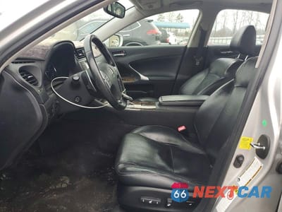 Zdjęcie 7 z 11 samochodu: 2013 LEXUS IS 250 VIN:JTHCF5C2XD5060932 - miniatura