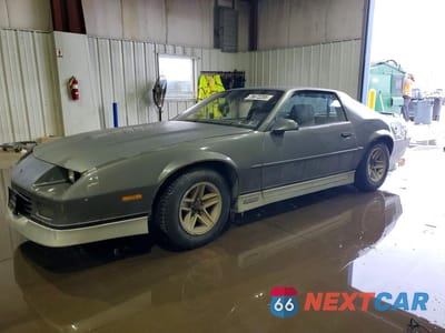 1988 CHEVROLET CAMARO 1G1FP21S6JL168574 - główne zdjęcie licytacji z USA - miniatura
