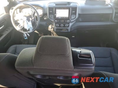 Zdjęcie 8 z 11 samochodu: 2025 RAM 1500 TRADESMAN VIN:1C6SRFGP4SN718460 - miniatura