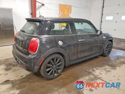 Trzecie zdjęcie samochodu z tyłu: 2018 MINI COOPER S VIN:WMWXP7C59J2A48807 - miniatura