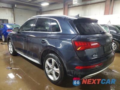 Drugie zdjęcie samochodu z przodu: 2020 AUDI Q5 PREMIUM VIN:WA1ANAFY6L2008504 - miniatura