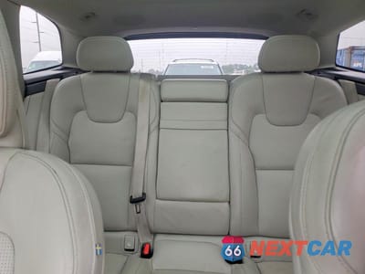 Zdjęcie 10 z 12 samochodu: 2021 VOLVO XC60 T5 INSCRIPTION VIN:YV4102RL5M1759768 - miniatura