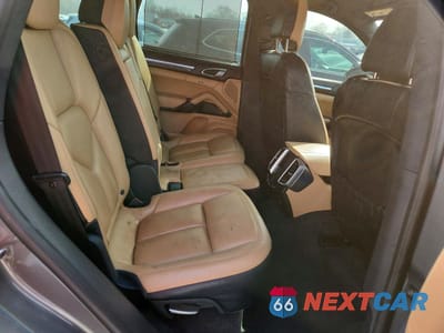 Zdjęcie 11 z 13 samochodu: 2017 PORSCHE CAYENNE 3.6L V6 VIN:WP1AA2A26HKA92064 - miniatura