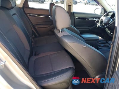 Zdjęcie 11 z 12 samochodu: 2023 KIA SELTOS S VIN:KNDEU2AA2P7385155 - miniatura