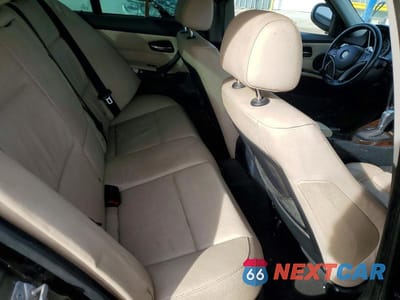 Zdjęcie 10 z 12 samochodu: 2009 BMW 328 I VIN:WBAPH73559A174822 - miniatura