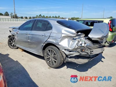 Drugie zdjęcie samochodu z przodu: 2023 TOYOTA CAMRY SE VIN:4T1T11AK0PU823901 - miniatura