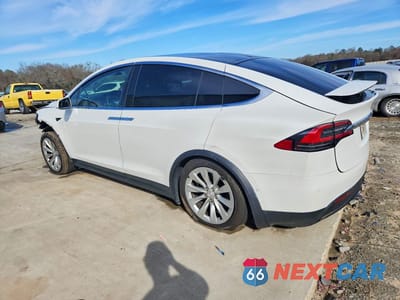 Drugie zdjęcie samochodu z przodu: 2020 TESLA MODEL X VIN:5YJXCAE28LF237752 - miniatura