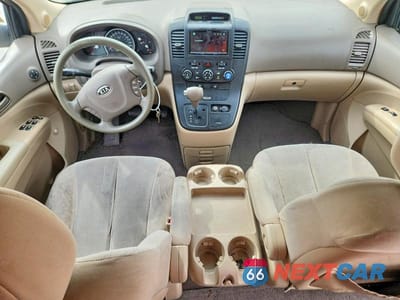 Zdjęcie 8 z 12 samochodu: 2010 KIA SEDONA LX VIN:KNDMG4C34A6331320 - miniatura
