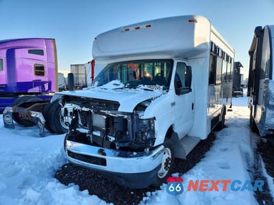 2025 FORD ECONOLINE E450 SUPER DUTY CUTAWAY VAN 1FDFE4FN8SDD03525 - główne zdjęcie licytacji z USA - miniatura