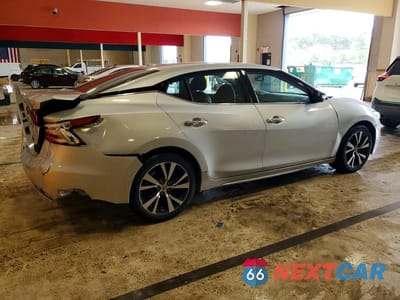 Trzecie zdjęcie samochodu z tyłu: 2018 NISSAN MAXIMA 3.5 SV VIN:1N4AA6AP1JC389852 - miniatura