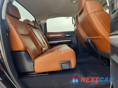 Zdjęcie 10 z 11 samochodu: 2015 TOYOTA TUNDRA CREWMAX 1794 VIN:5TFGY5F12FX173510 - miniatura