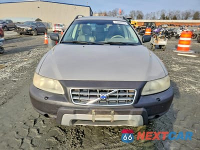Piąte zdjęcie samochodu w środku: 2005 VOLVO XC70 VIN:YV1SZ592851197284 - miniatura