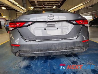 Zdjęcie 6 z 13 samochodu: 2021 NISSAN SENTRA SV VIN:3N1AB8CV6MY256534 - miniatura