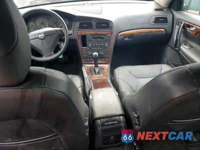 Zdjęcie 8 z 11 samochodu: 2005 VOLVO S60 2.5T VIN:YV1RS592752441245 - miniatura