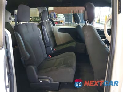 Zdjęcie 11 z 15 samochodu: 2016 DODGE GRAND CARAVAN SE VIN:2C4RDGBGXGR361749 - miniatura