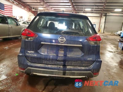Zdjęcie 6 z 12 samochodu: 2018 NISSAN ROGUE S VIN:KNMAT2MV1JP535246 - miniatura