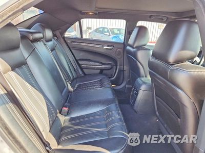 Zdjęcie 10 z 12 samochodu: 2022 CHRYSLER 300 S VIN:2C3CCABT6NH245474 - miniatura